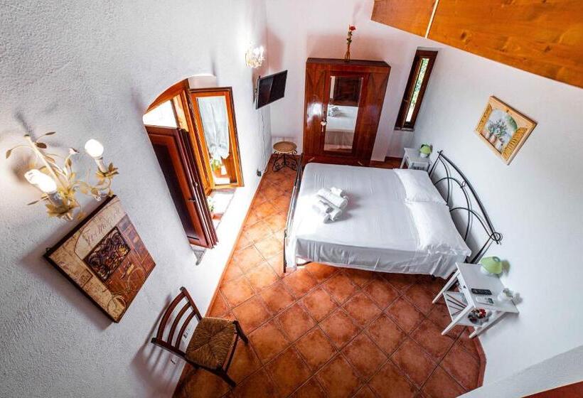 اتاق استاندارد سه نفره, La Mantecata B&b