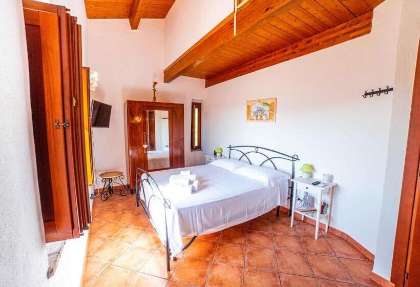 اتاق استاندارد چهار تخته, La Mantecata B&b