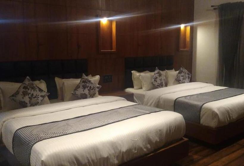Superior room with lake view, Biranji Aqua Retreat