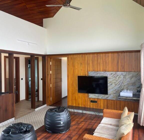 带按摩浴盆的套房, Biranji Aqua Retreat