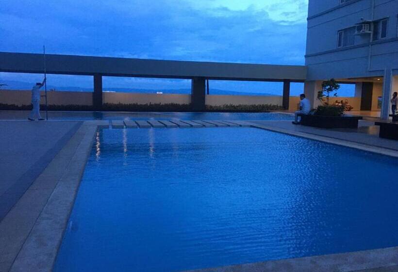 Студия Deluxe, Condo Near Ateneo And Royal Mandaya
