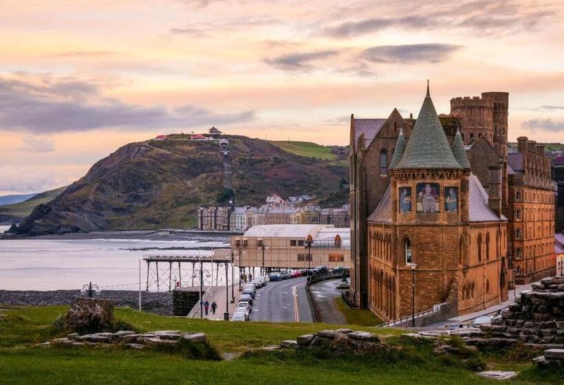 Номер Стандарт, The Welsh Black Inn