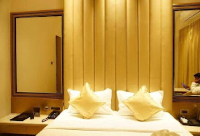 اتاق استاندارد, Red Orchid Hotel Kanpur