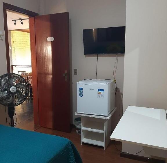 Quarto Estandar, Village Hostel