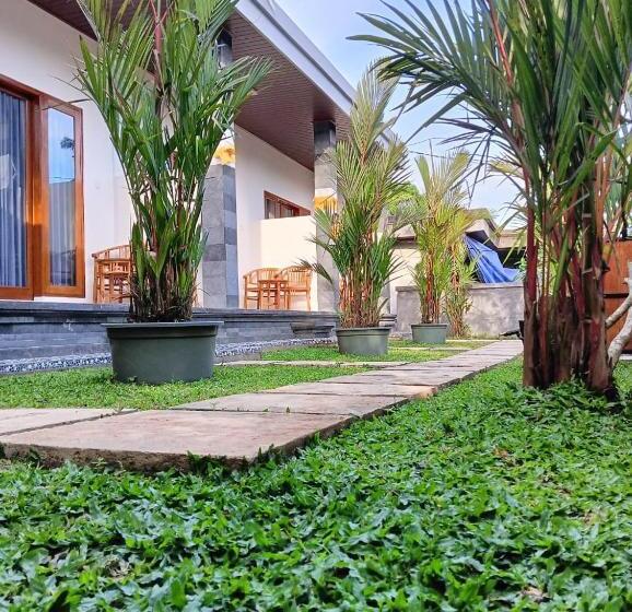 디럭스 룸, Gandhi Guest House