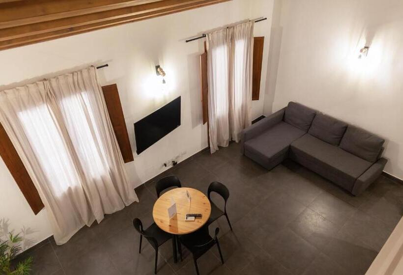 발코니가 있는 스위트, Palermo Inn Boutique Arte