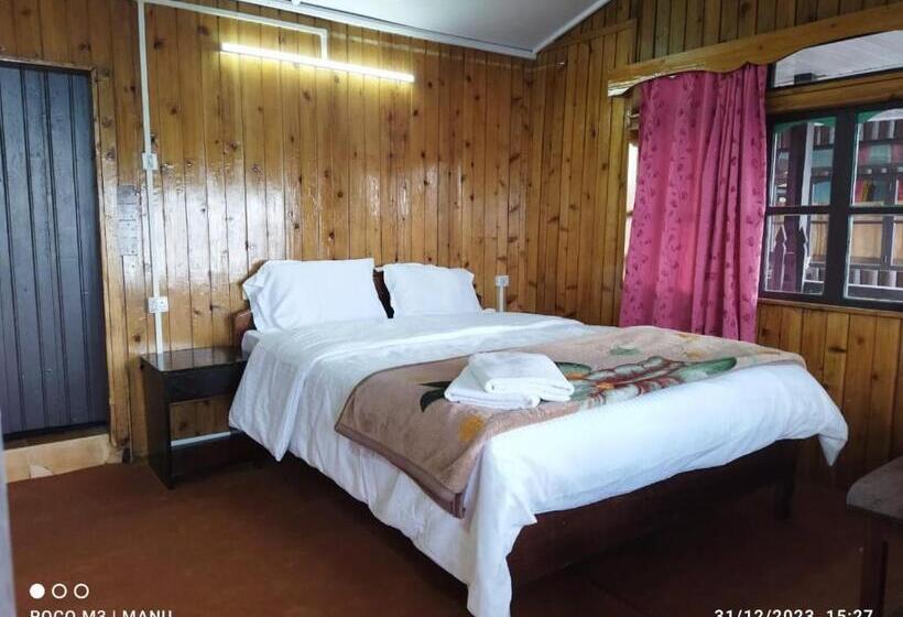 Номер Стандарт, Yankee Village Retreat, Rishop