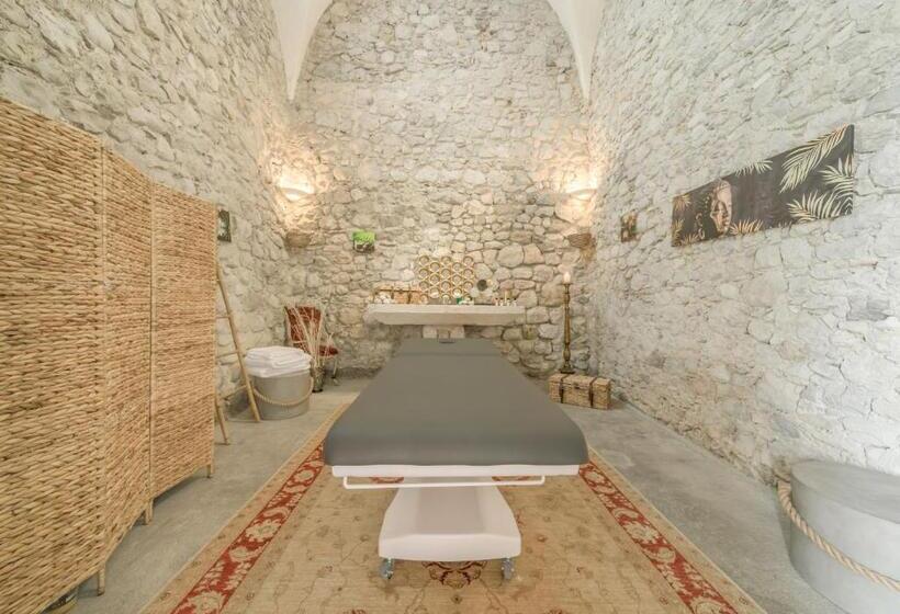 Люкс Вид на Сад, Château De La Mar Chambres D'hôtes