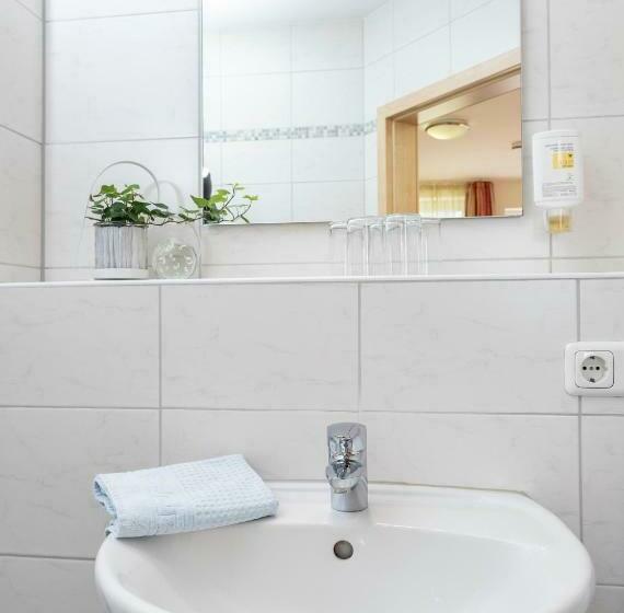 4인용 스탠다드 룸, Am Wiesenweg L 24h Check In
