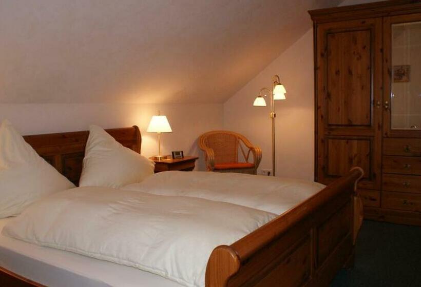 Номер Стандарт, Landhotel Lönskrug