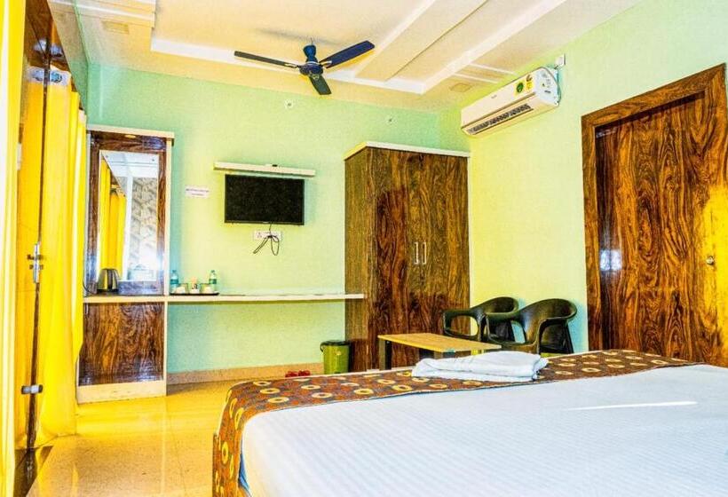 Номер Deluxe, Mangalam Inn