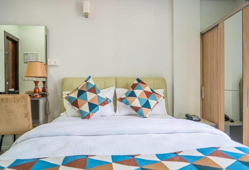 اتاق سوپریور, Tour Inn