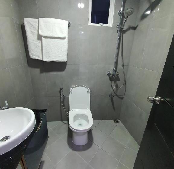 اتاق لوکس, Tour Inn