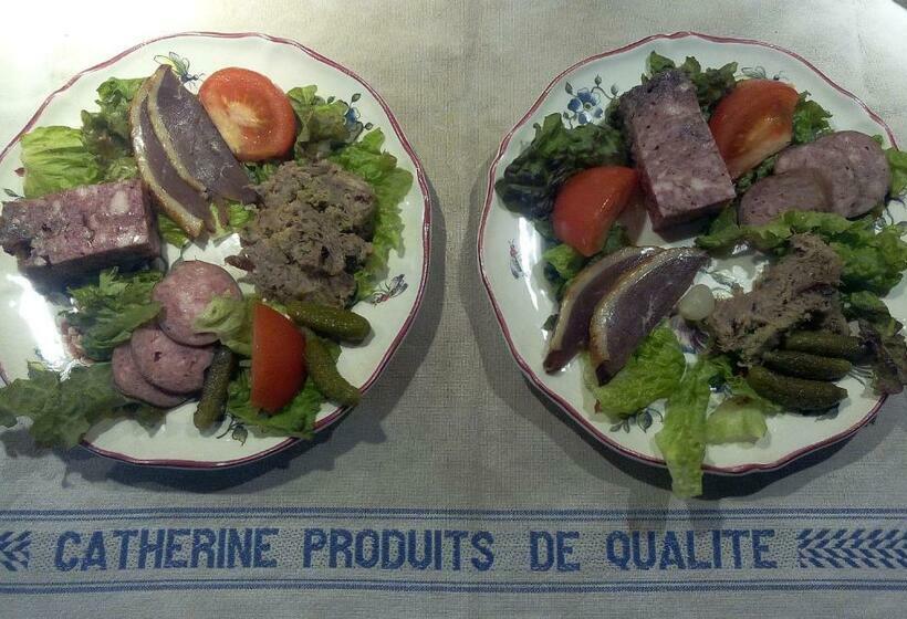 Номер Стандарт с Балконом, Chez Catherine   Chaumière Normande