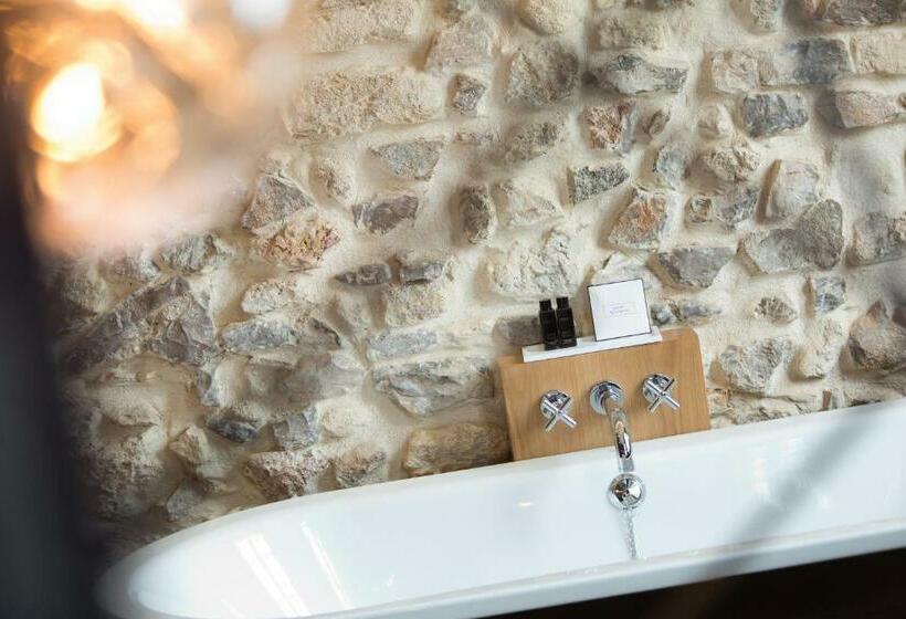 سوییت, Boutique Hôtel Des Remparts & Spa
