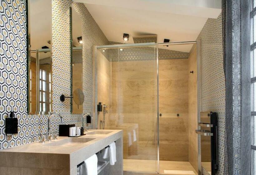 سوییت, Boutique Hôtel Des Remparts & Spa