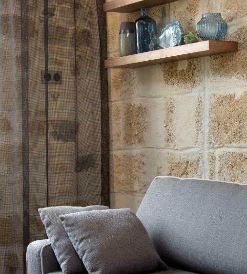 سوییت جونیور, Boutique Hôtel Des Remparts & Spa