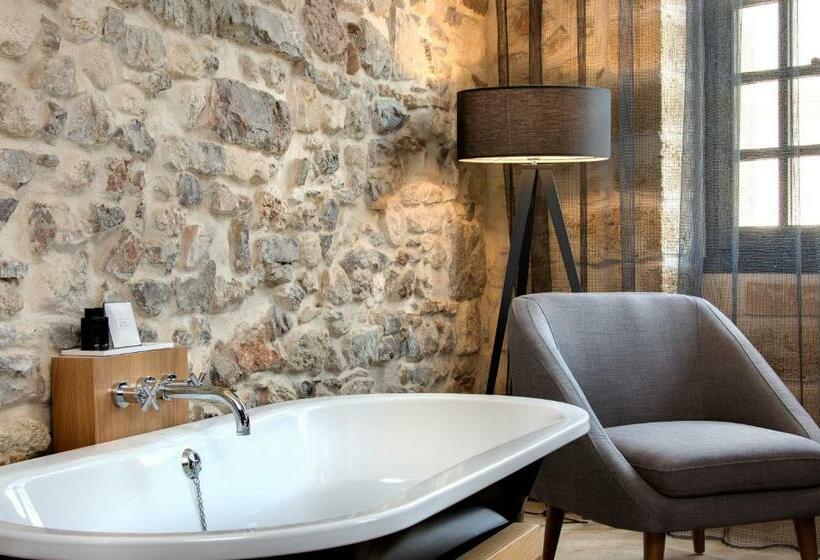 سوییت جونیور, Boutique Hôtel Des Remparts & Spa