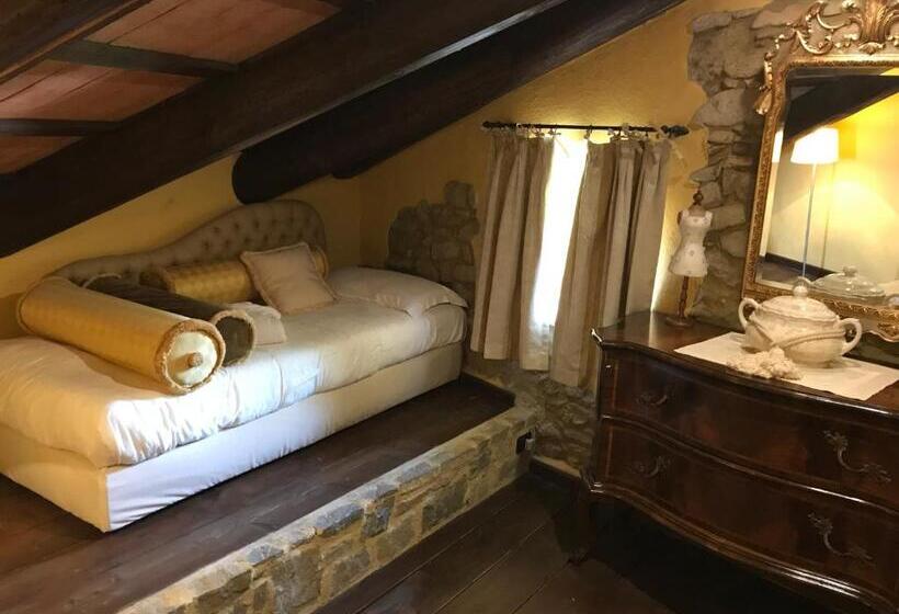 اتاق دوبلکس, Dimora I Manichei