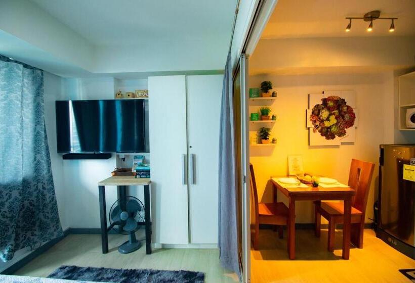 اتاق خانوادگی, Cozy Chic Condotel Azure Urban Resort Residences