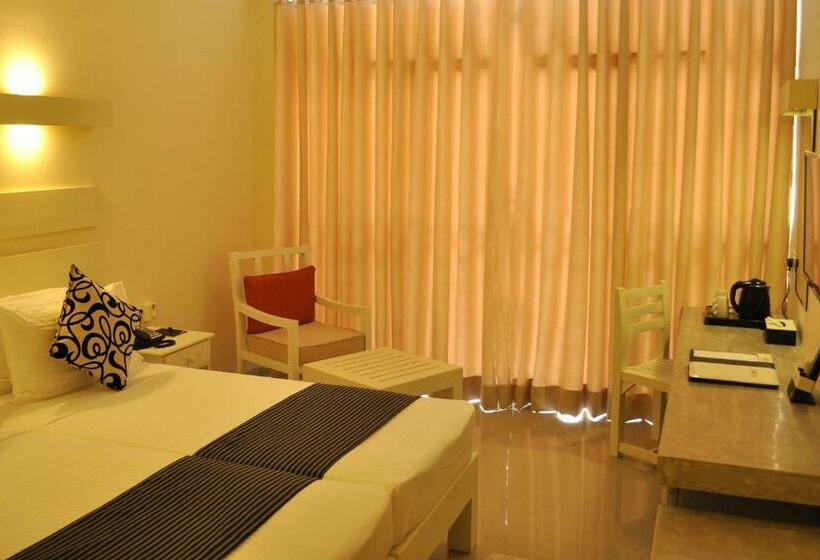Номер Deluxe Вид на Море, Beacon Beach Hotel Negombo