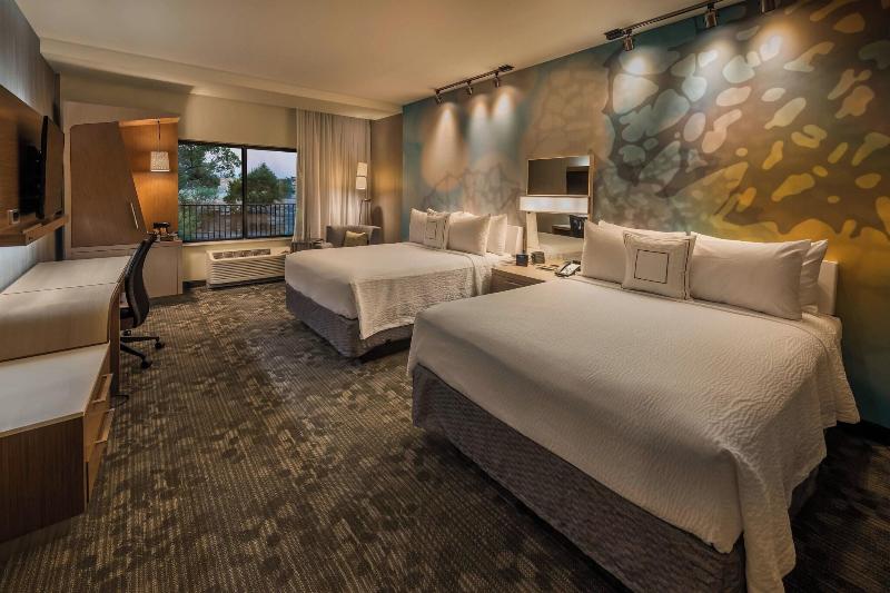 اتاق استاندارد با چشم‌انداز رودخانه, Courtyard By Marriott Reno Downtown/riverfront