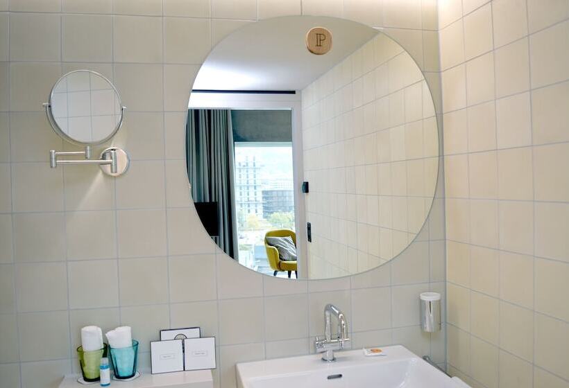 سوییت جونیور, Placid Hotel Design & Lifestyle Zurich