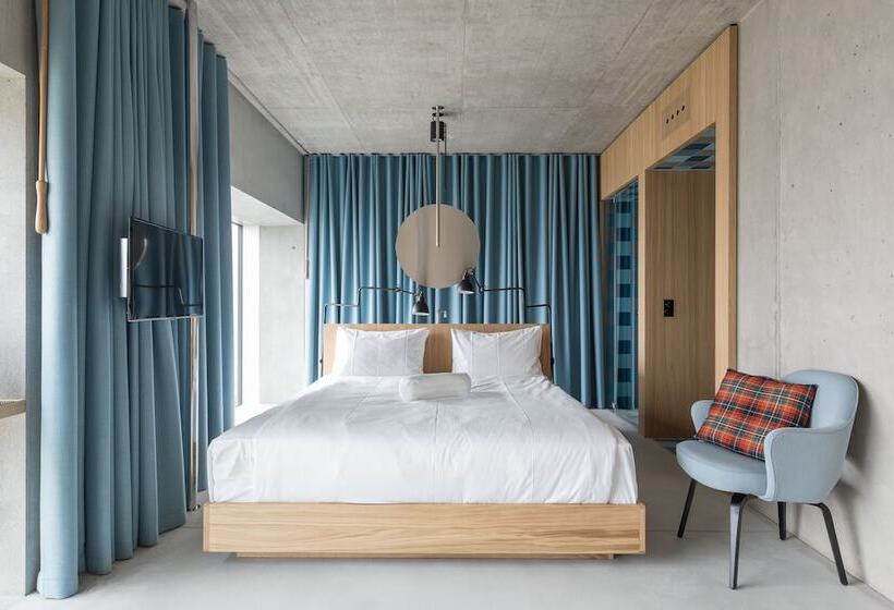 سوییت, Placid Hotel Design & Lifestyle Zurich