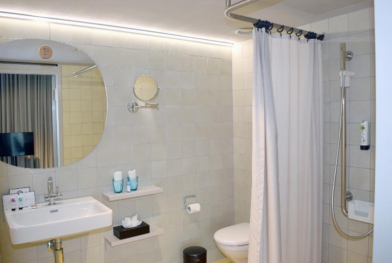 سوییت جونیور, Placid Hotel Design & Lifestyle Zurich