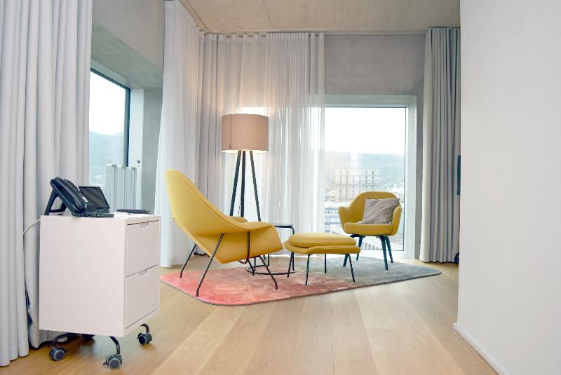 سوییت جونیور, Placid Hotel Design & Lifestyle Zurich