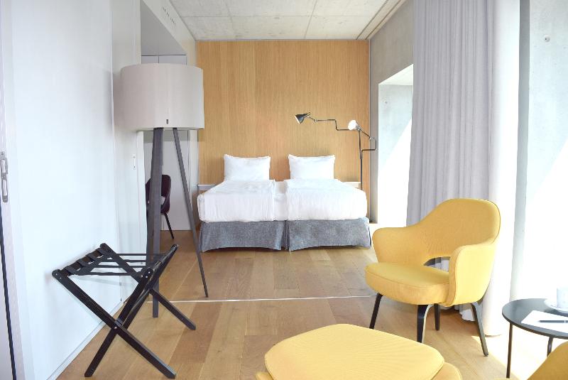 استودیوی استاندارد, Placid Hotel Design & Lifestyle Zurich