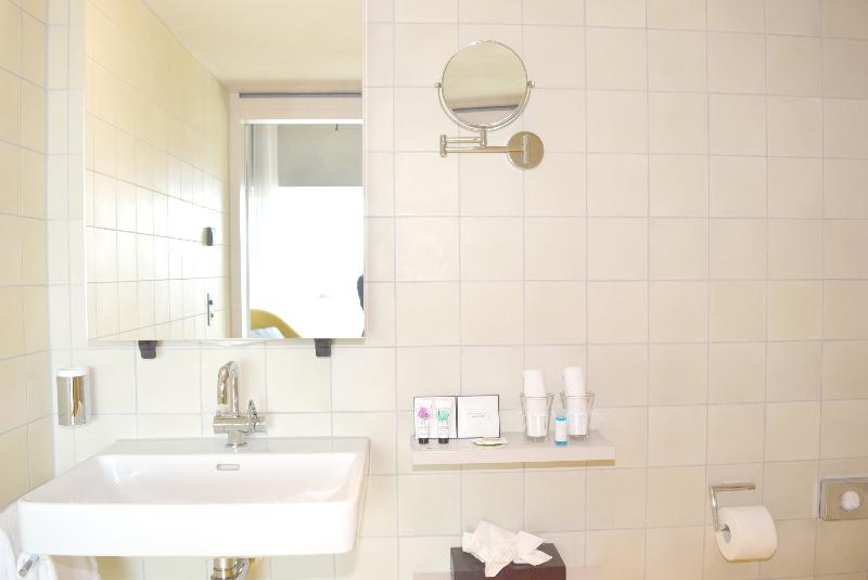 استودیوی استاندارد, Placid Hotel Design & Lifestyle Zurich