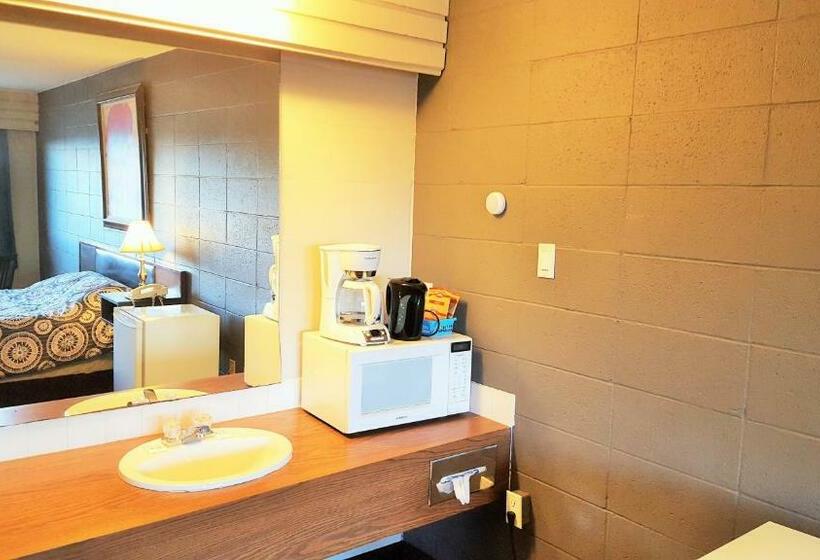 Номер Стандарт Индивидуальный, Westport Inn