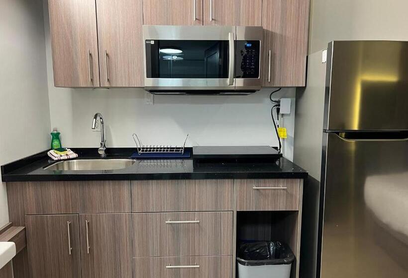 Номер Deluxe, Westport Inn