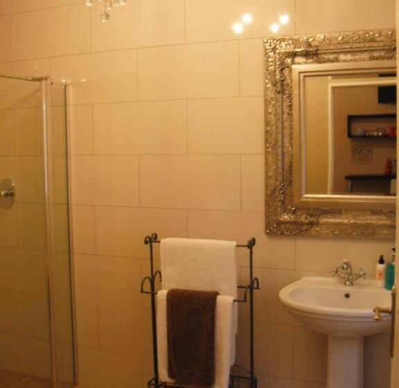 Номер Стандарт, The Lighthouse Guesthouse
