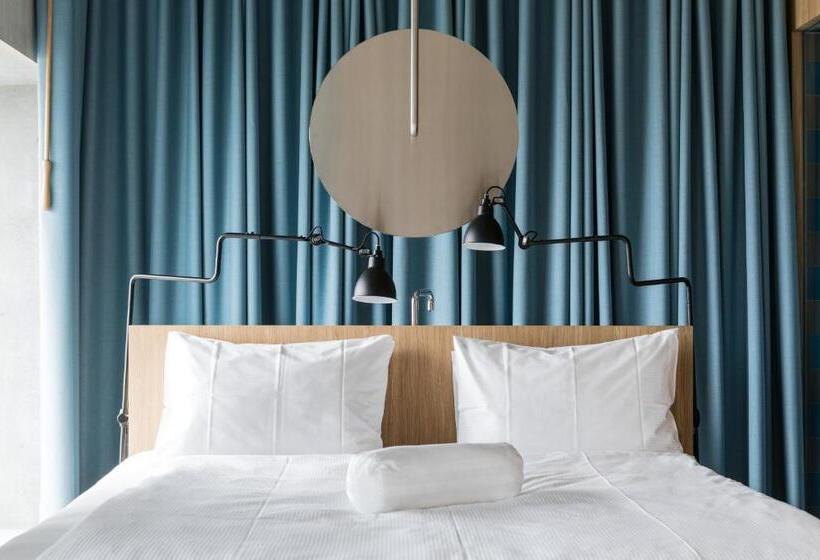 سوییت, Placid Hotel Design & Lifestyle Zurich