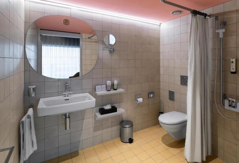 سوییت جونیور, Placid Hotel Design & Lifestyle Zurich