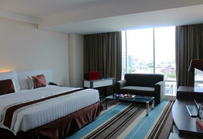 디럭스 룸, Swiss Belhotel Makassar