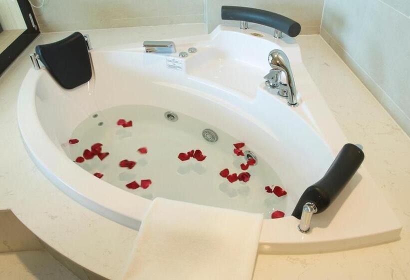 Президентский Люкс, Muong Thanh Luxury Vientiane