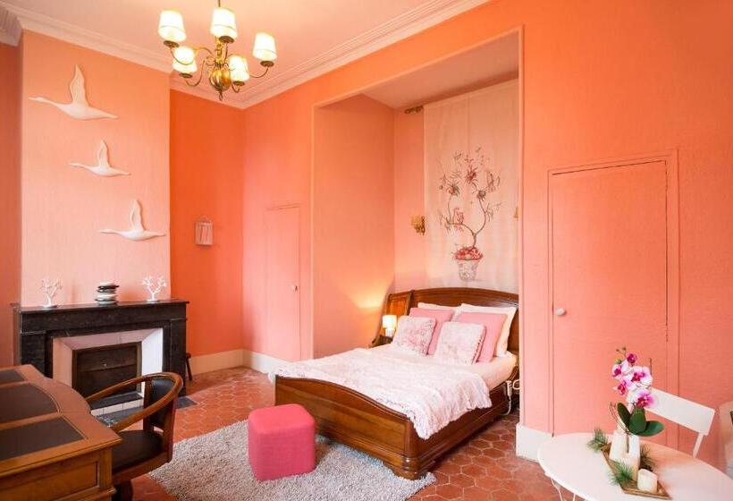 اتاق لوکس, B&b Le Logis Du Mas