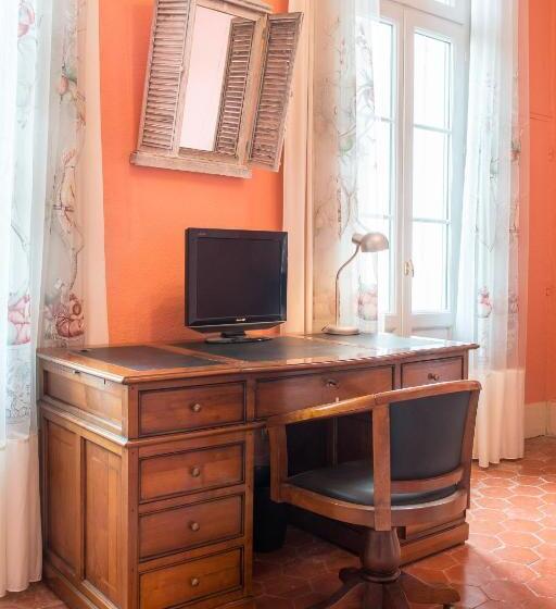اتاق لوکس, B&b Le Logis Du Mas
