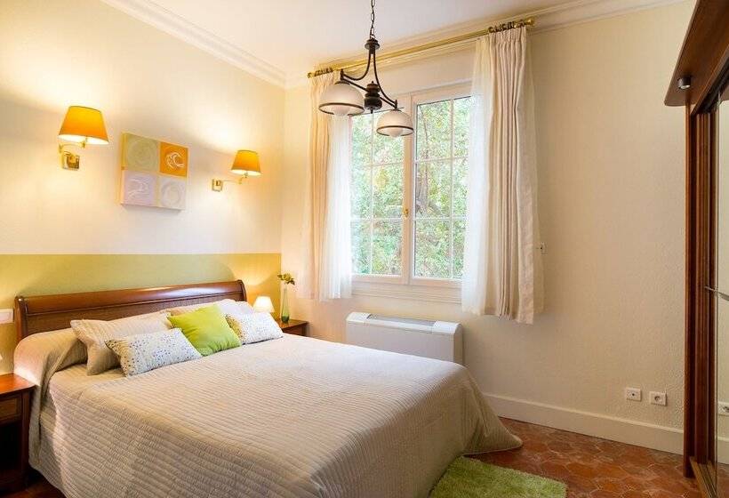 اتاق لوکس, B&b Le Logis Du Mas
