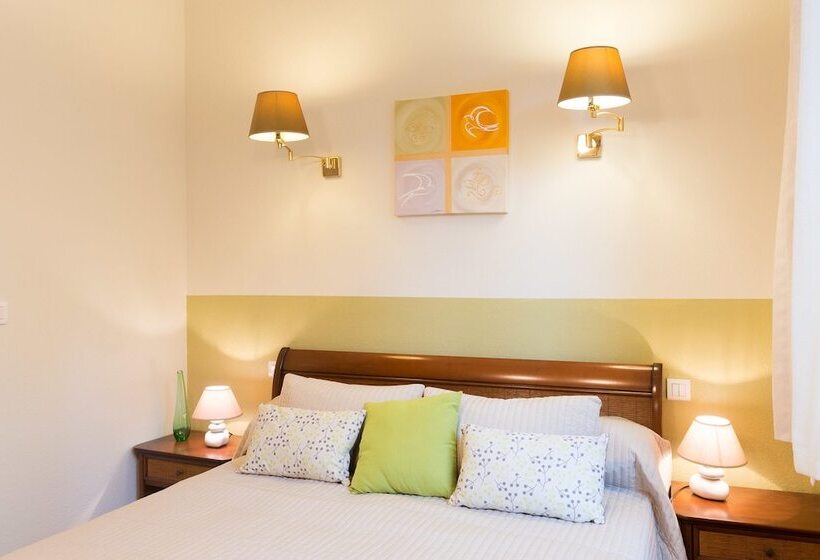 اتاق لوکس, B&b Le Logis Du Mas