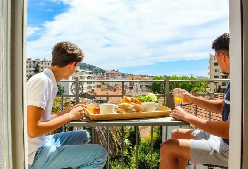 غرفة قياسية مزوَّدة بشُرفة, B&b Villa Du Roc Fleuri