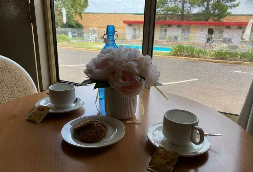 디럭스 스위트, Apollo Motel Parkes