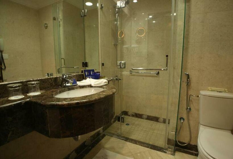 Номер Стандарт, Al Aqeeq Al Rawda Hotel By Sedra International