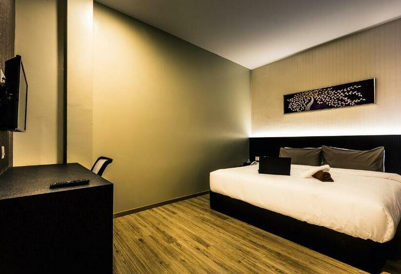 프리미엄 룸, Golden Roof Hotel Sunway Ipoh
