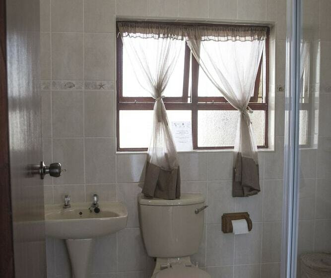 اتاق استاندارد, Beachcomber Bay Guest House In South Africa