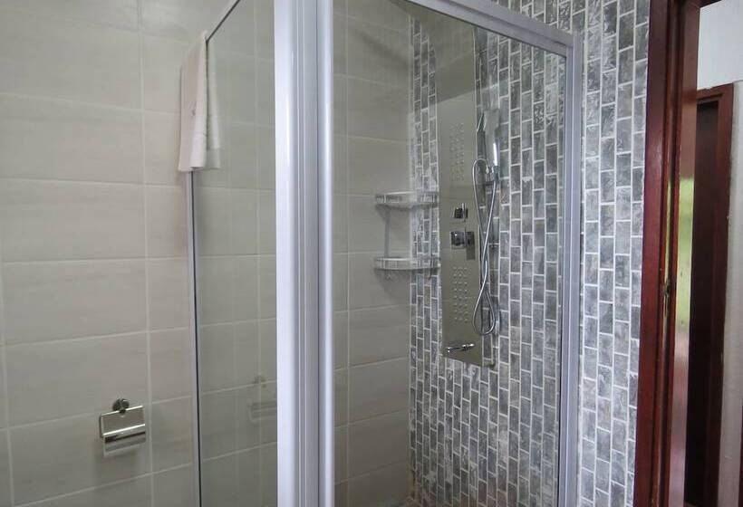 اتاق استاندارد, Beachcomber Bay Guest House In South Africa