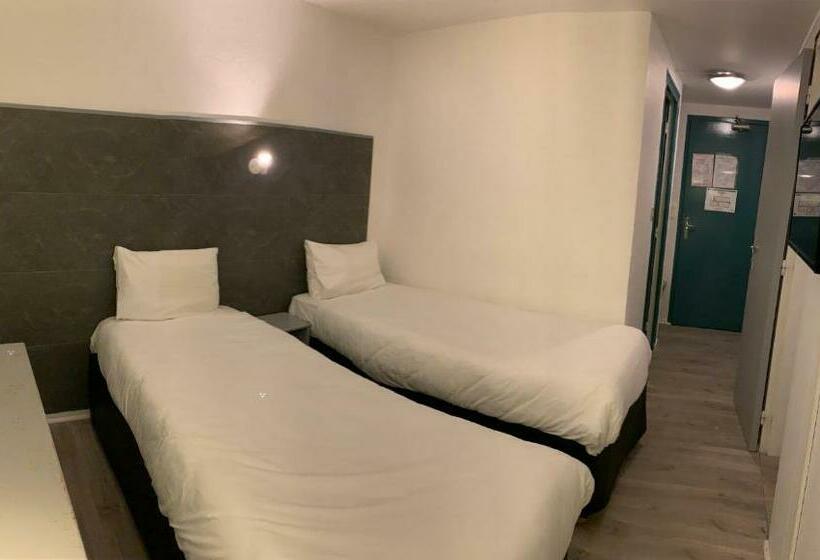Семейный Номер, Hôtel Le Forestia